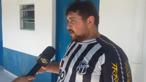 "Esse ano o campeonato vem bem mais organizado, com a tabela bem programada e eu vou avisar para os meus adversários: vou vir pra ser campeão!" José Rodrigues Farias - A.D. Clavanos 