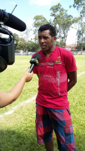 "O campo este ano está muito bom, achei o gramado excelente e estamos muito ansiosos para começar a jogar!" Cícero da Silva (Junior Baiano) - Mônaco 