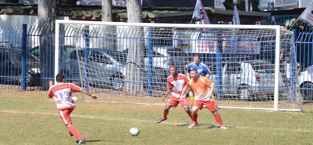 Grand Hyatt vence Bourbon e diminui saldo negativo de gols